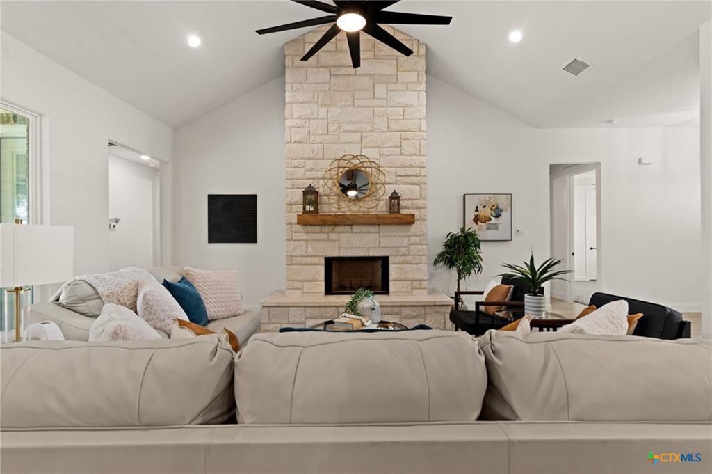 4237 Cold Springs Rd, Kempner, TX 76539