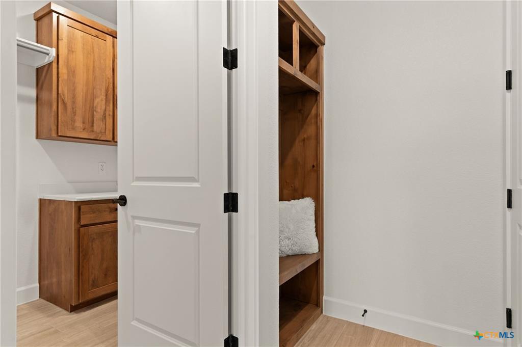 4237 Cold Springs Rd, Kempner, TX 76539