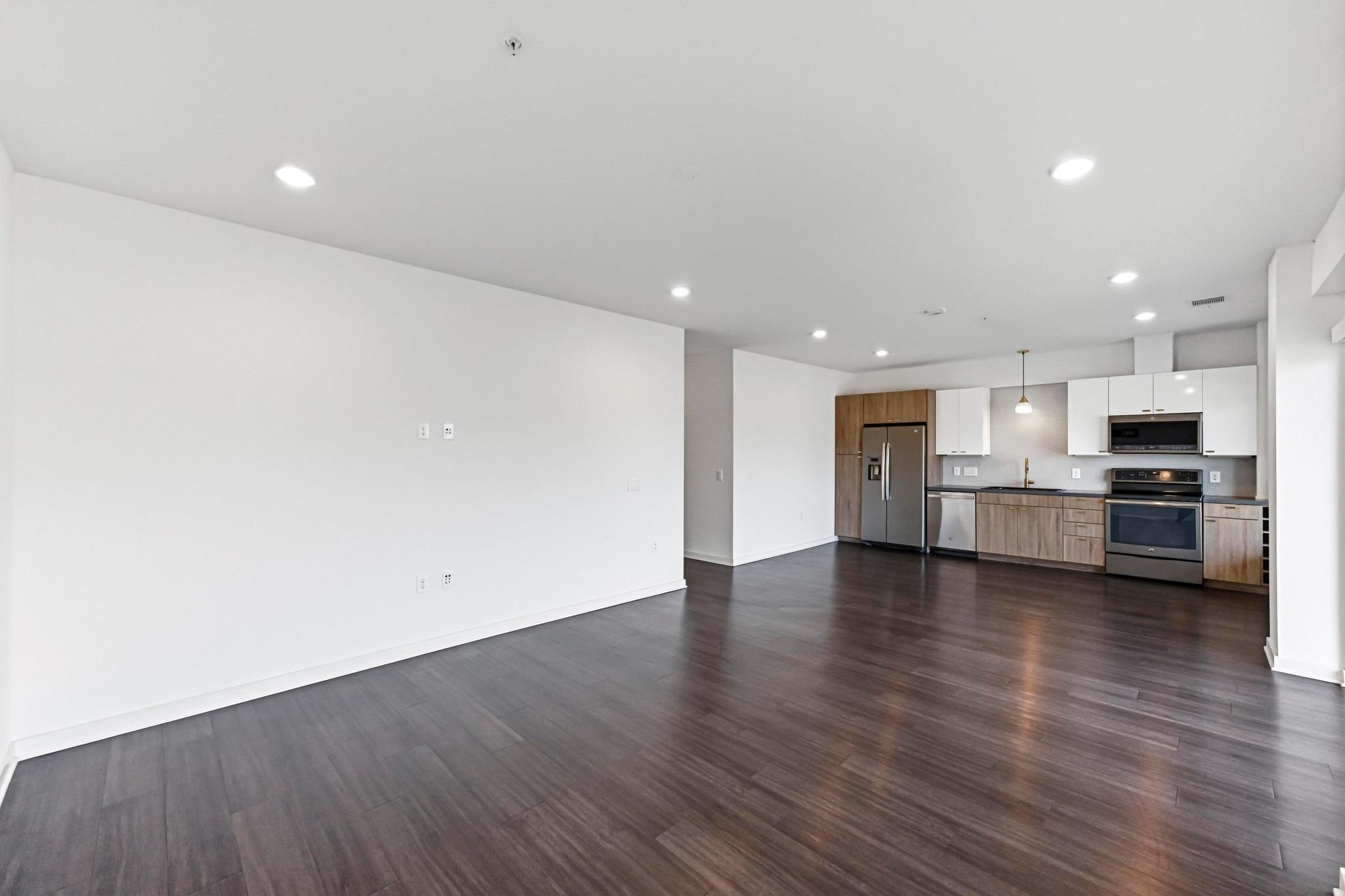 4361 S Congress Ave # 309, Austin, TX 78745