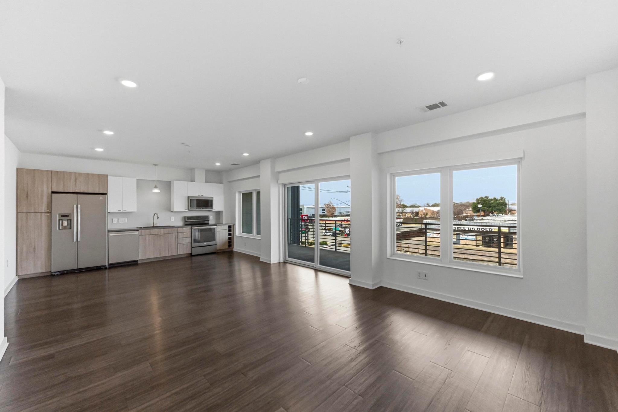 4361 S Congress Ave # 309, Austin, TX 78745