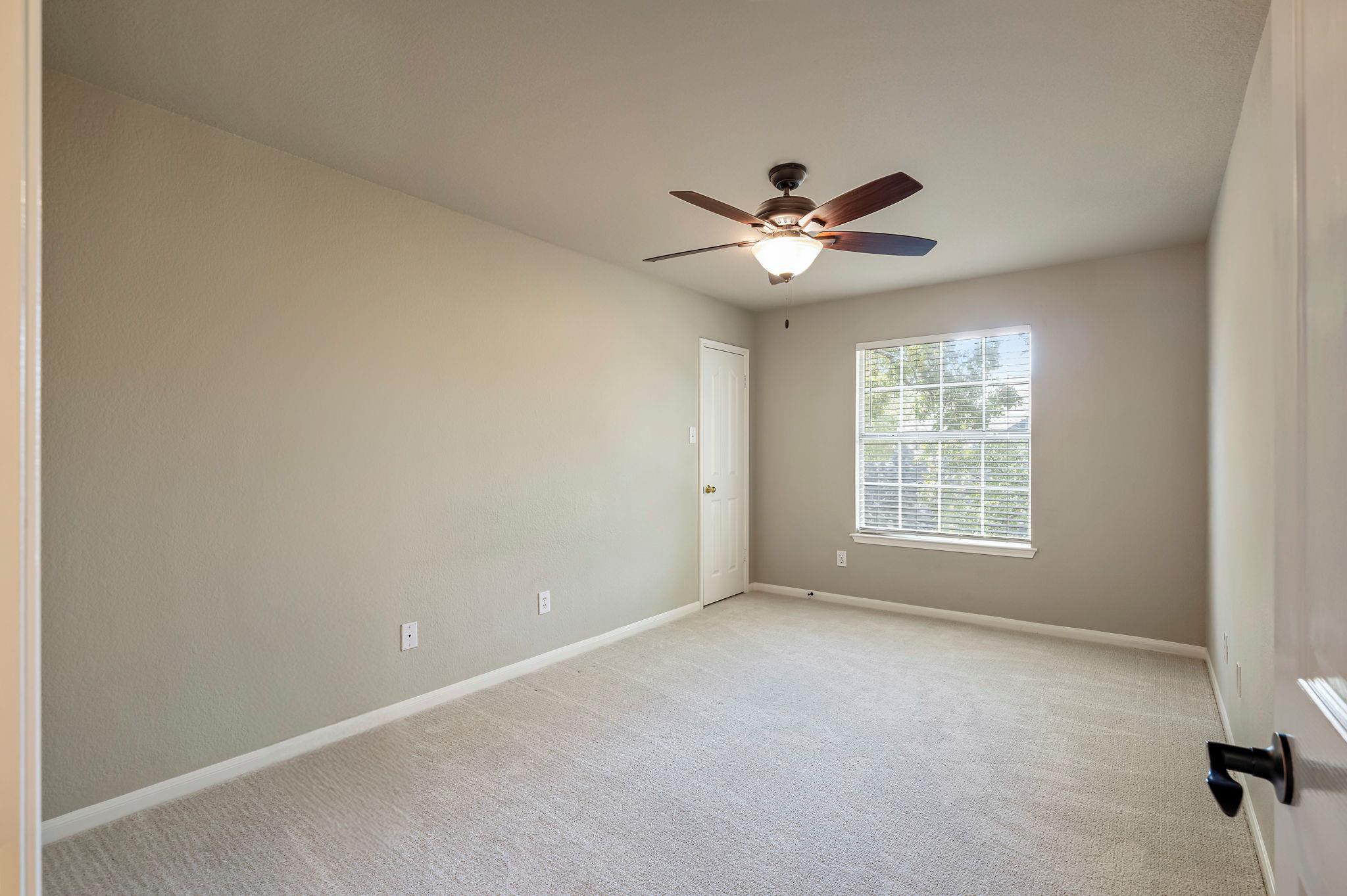 2004 Wood Glen Dr, Round Rock, TX 78681