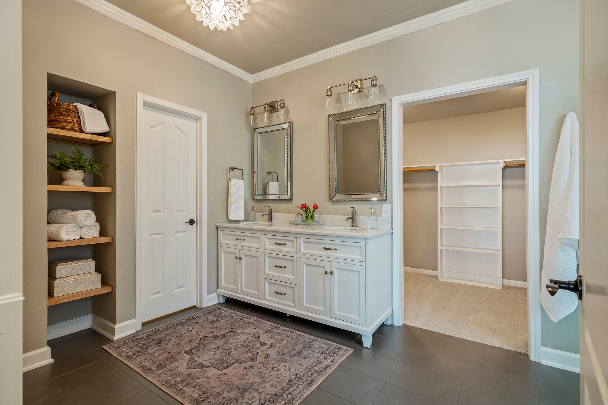 2004 Wood Glen Dr, Round Rock, TX 78681