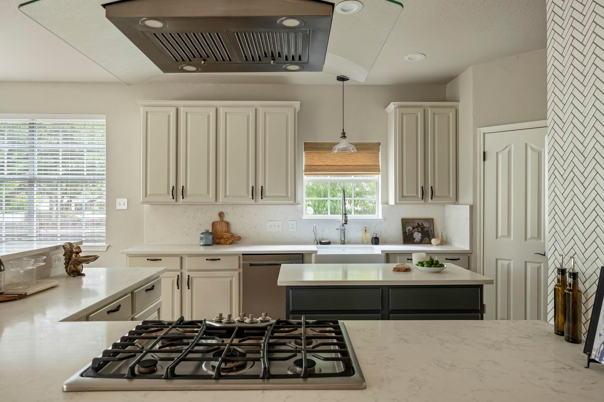 2004 Wood Glen Dr, Round Rock, TX 78681