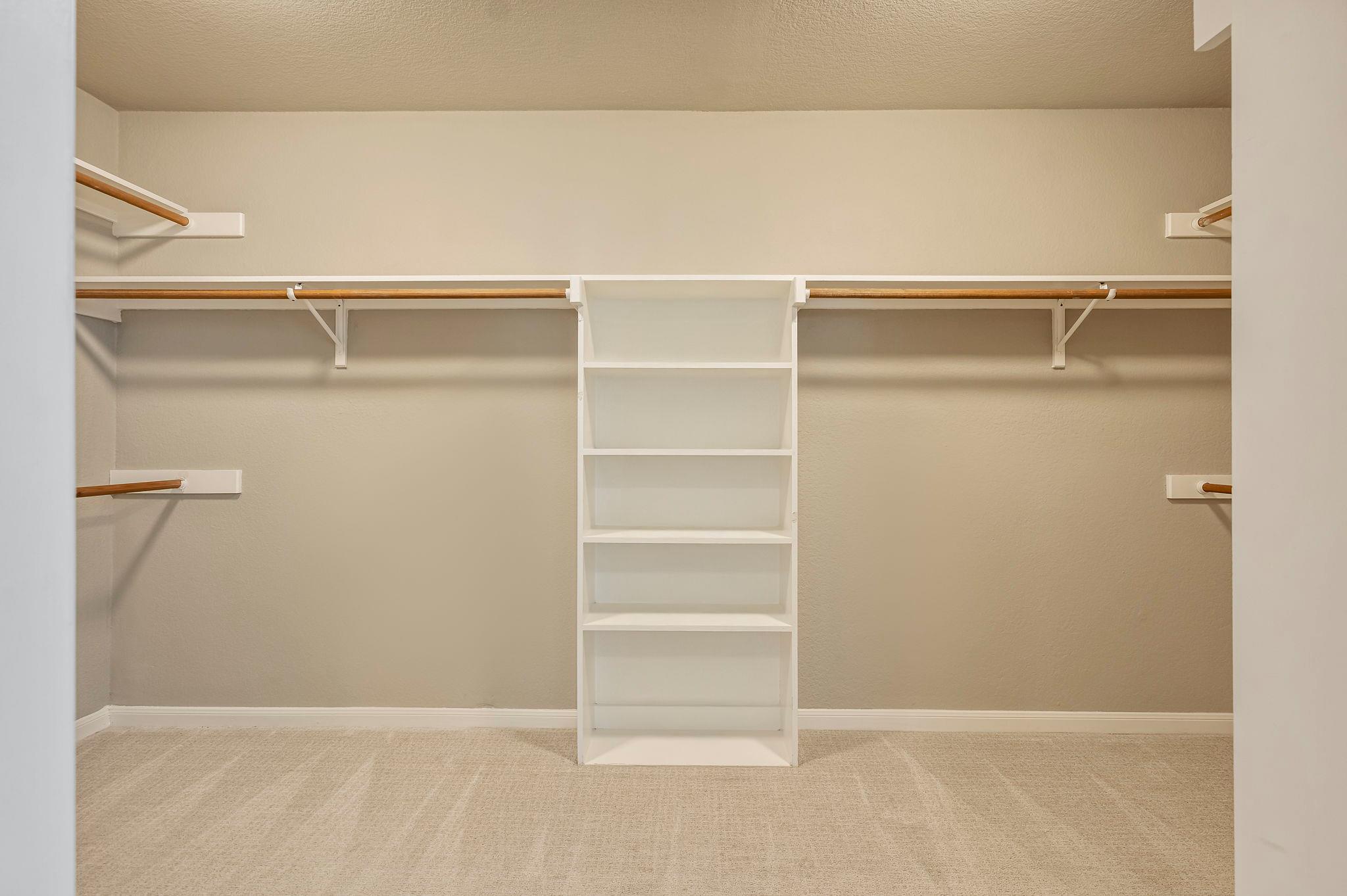 2004 Wood Glen Dr, Round Rock, TX 78681