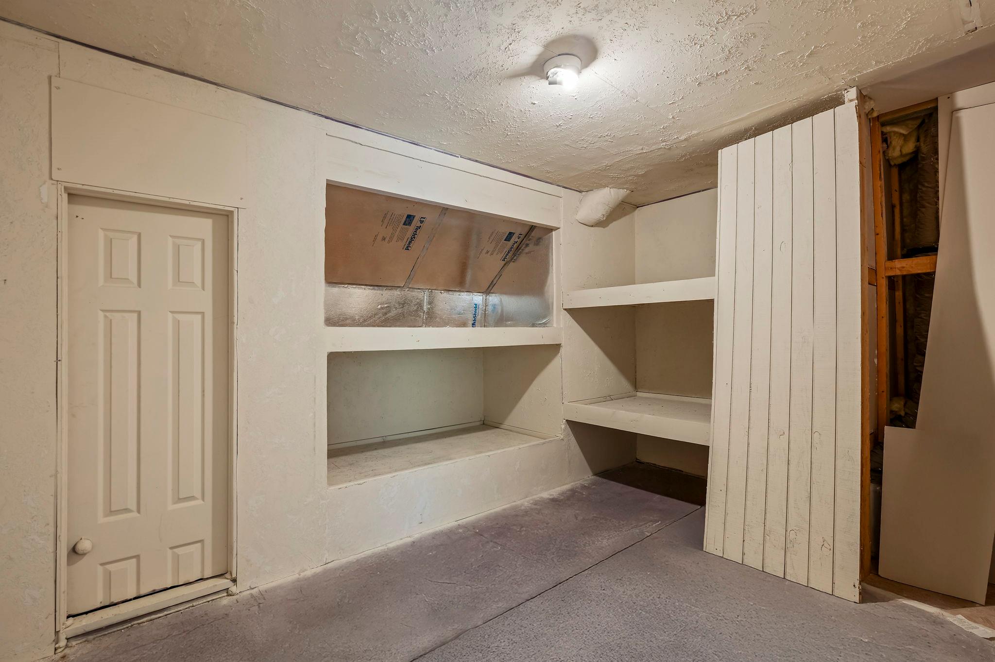 2004 Wood Glen Dr, Round Rock, TX 78681