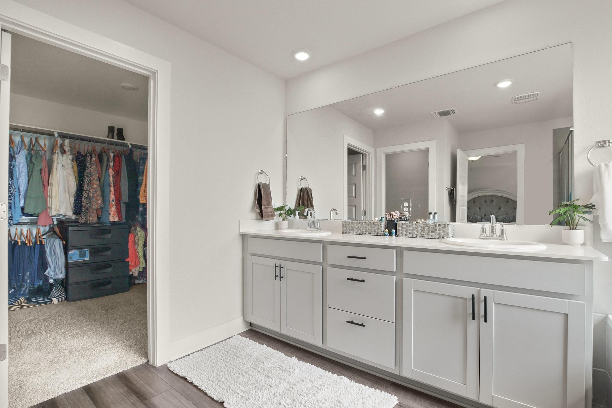 7507 Grand Linden Way, Austin, TX 78744