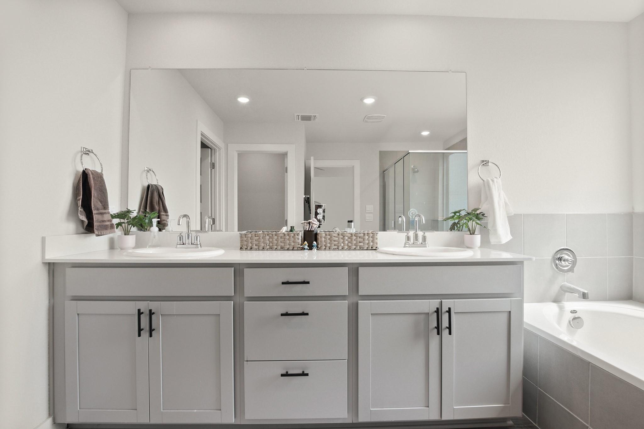 7507 Grand Linden Way, Austin, TX 78744