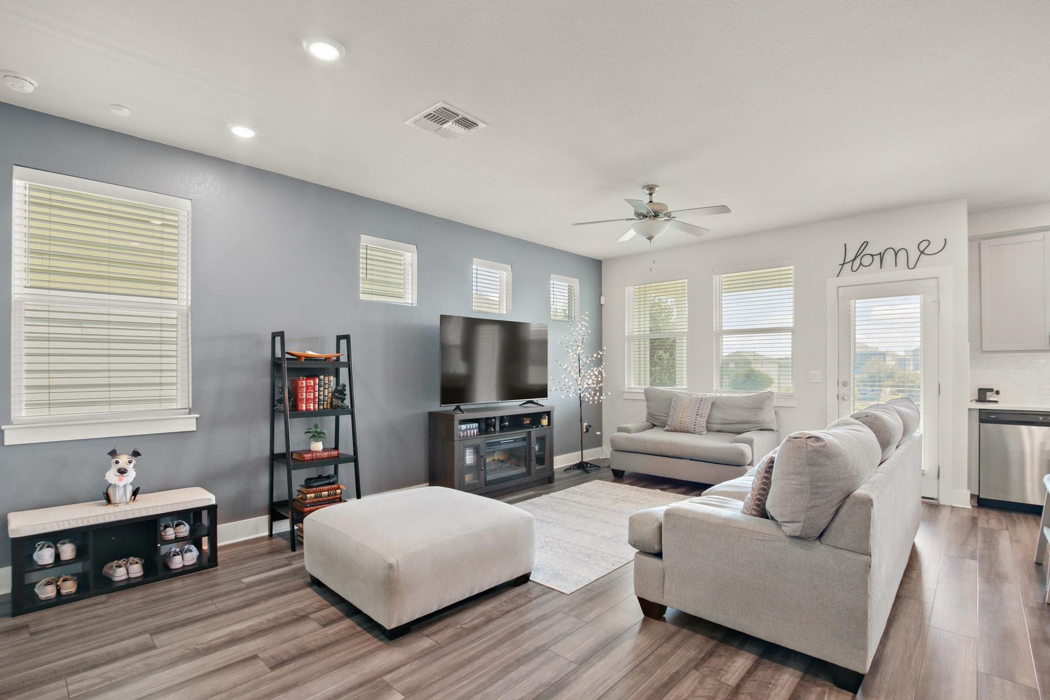 7507 Grand Linden Way, Austin, TX 78744