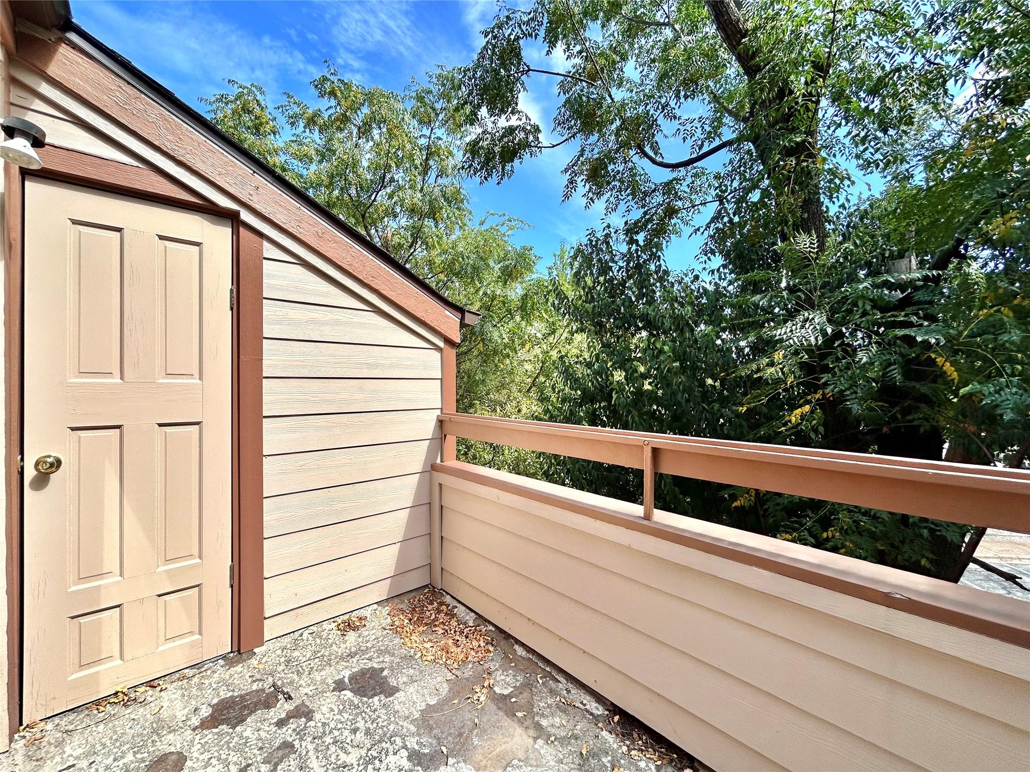 7111 Hwy 290 East # D, Austin, TX 78749