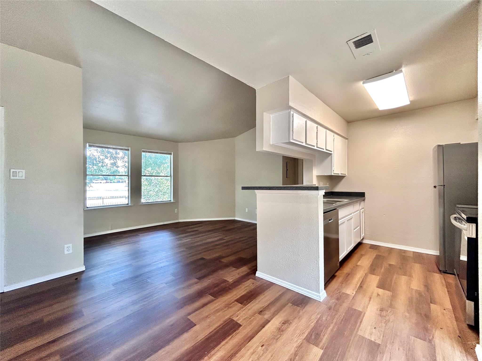 7111 Hwy 290 East # D, Austin, TX 78749