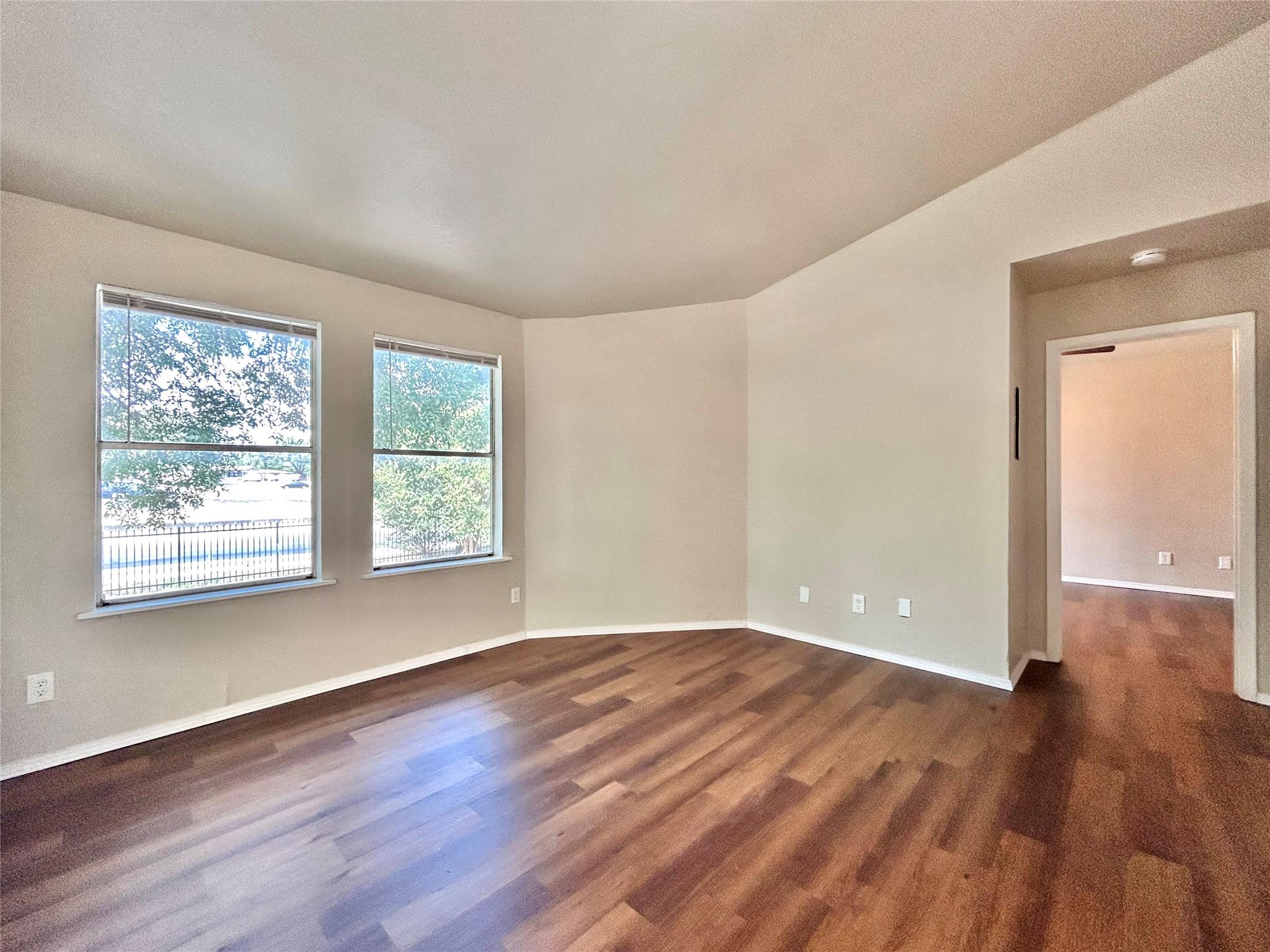 7111 Hwy 290 East # D, Austin, TX 78749