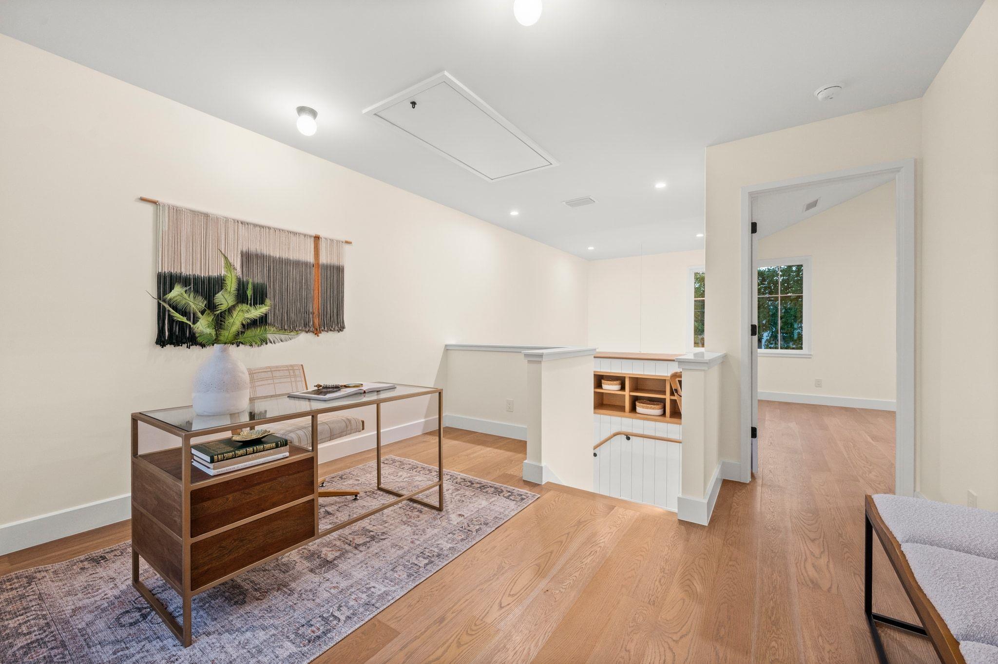 706 W Johanna St, Austin, TX 78704