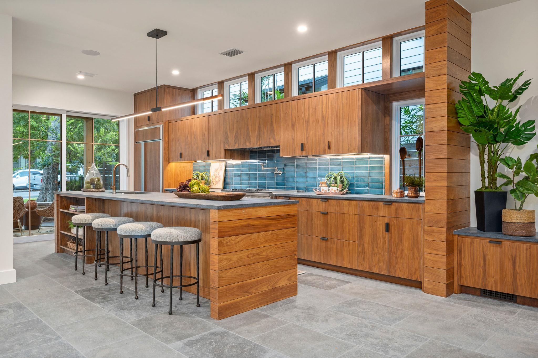 706 W Johanna St, Austin, TX 78704