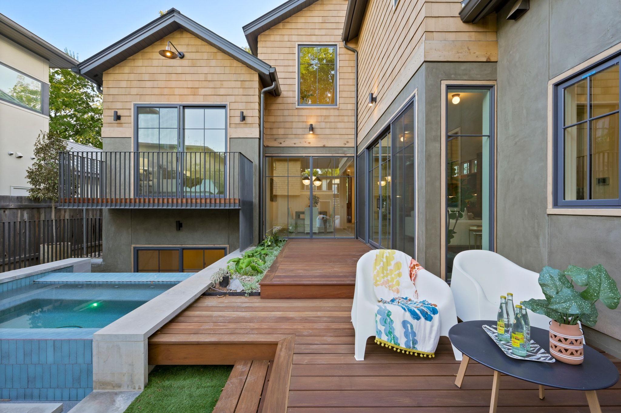 706 W Johanna St, Austin, TX 78704