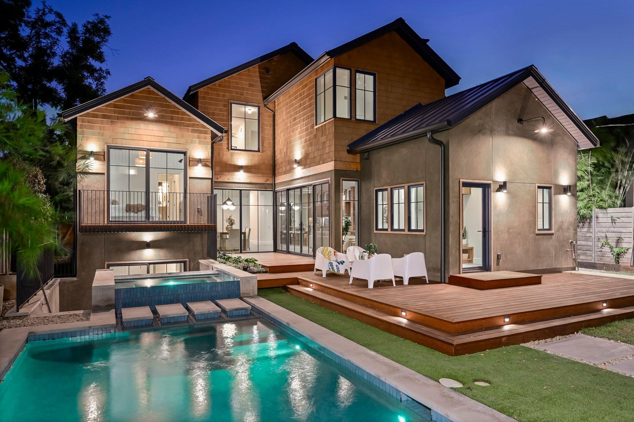 706 W Johanna St, Austin, TX 78704