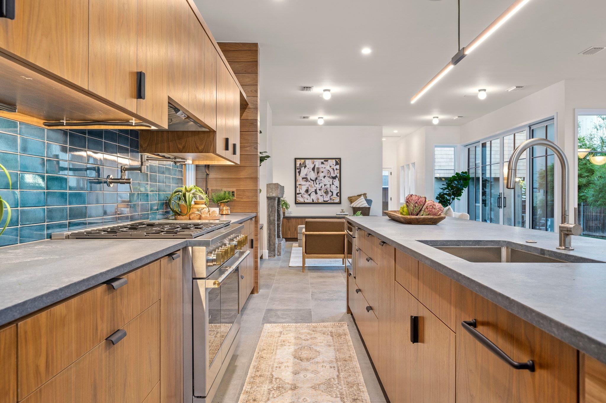 706 W Johanna St, Austin, TX 78704