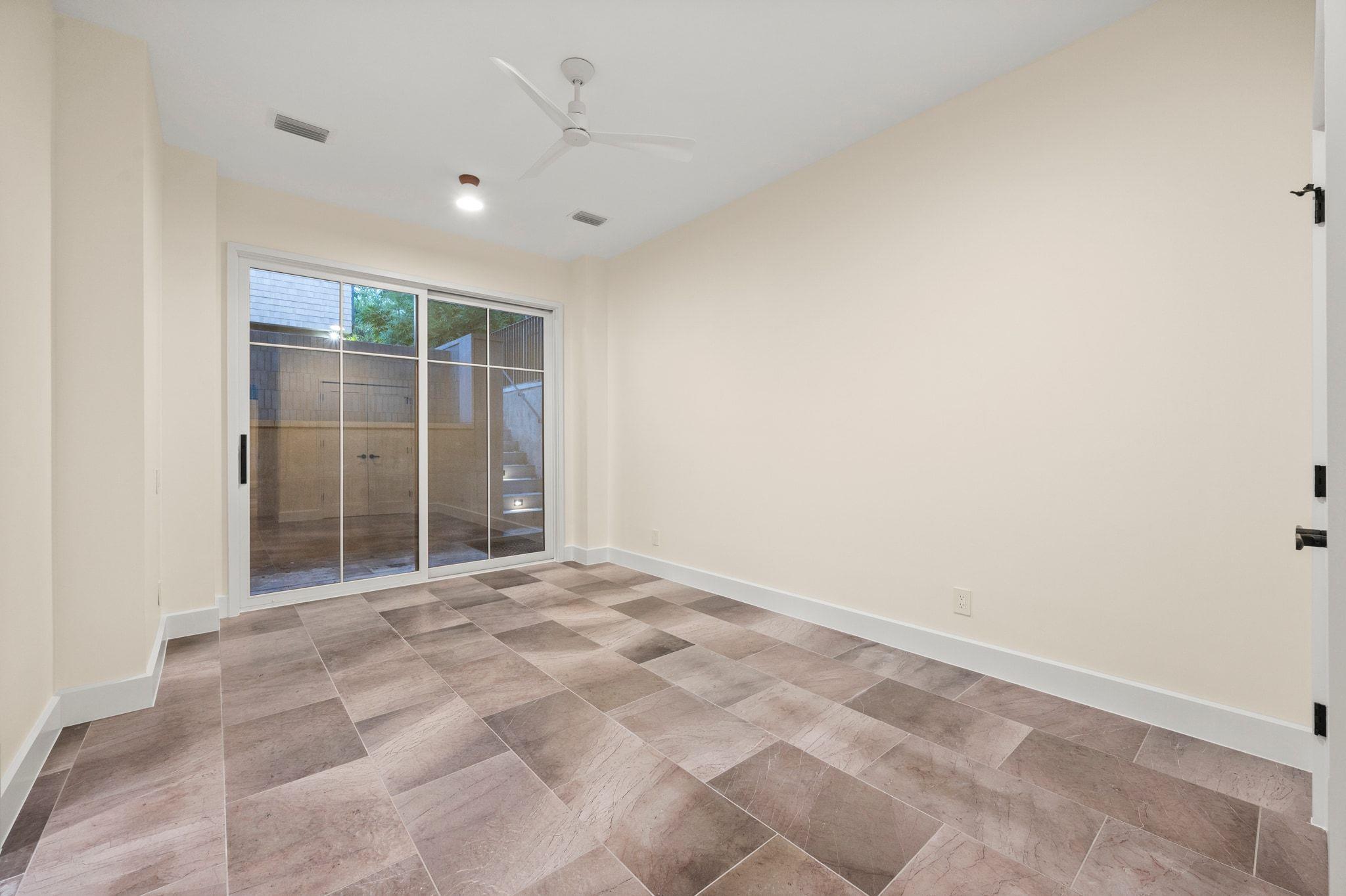 706 W Johanna St, Austin, TX 78704