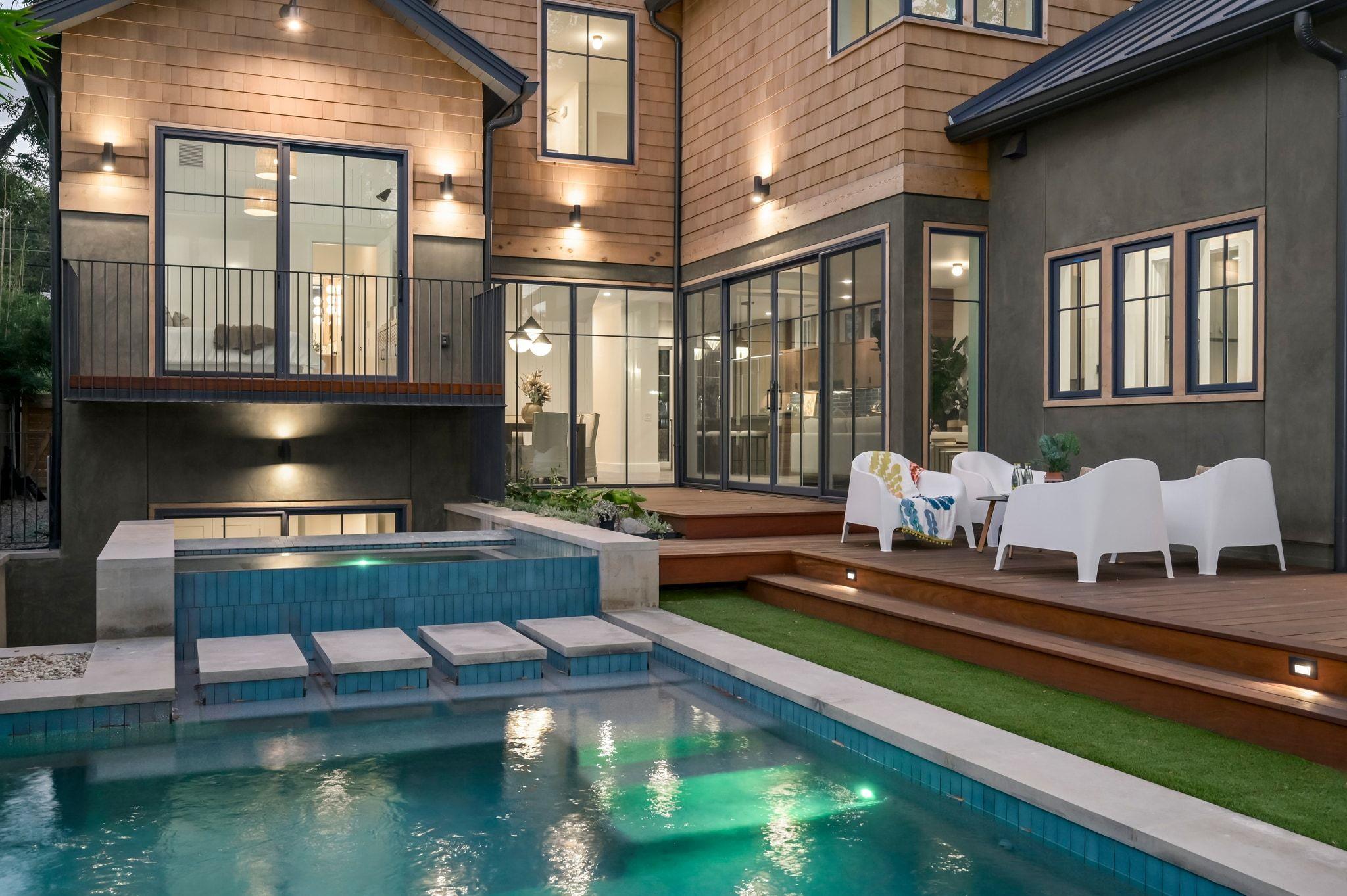 706 W Johanna St, Austin, TX 78704