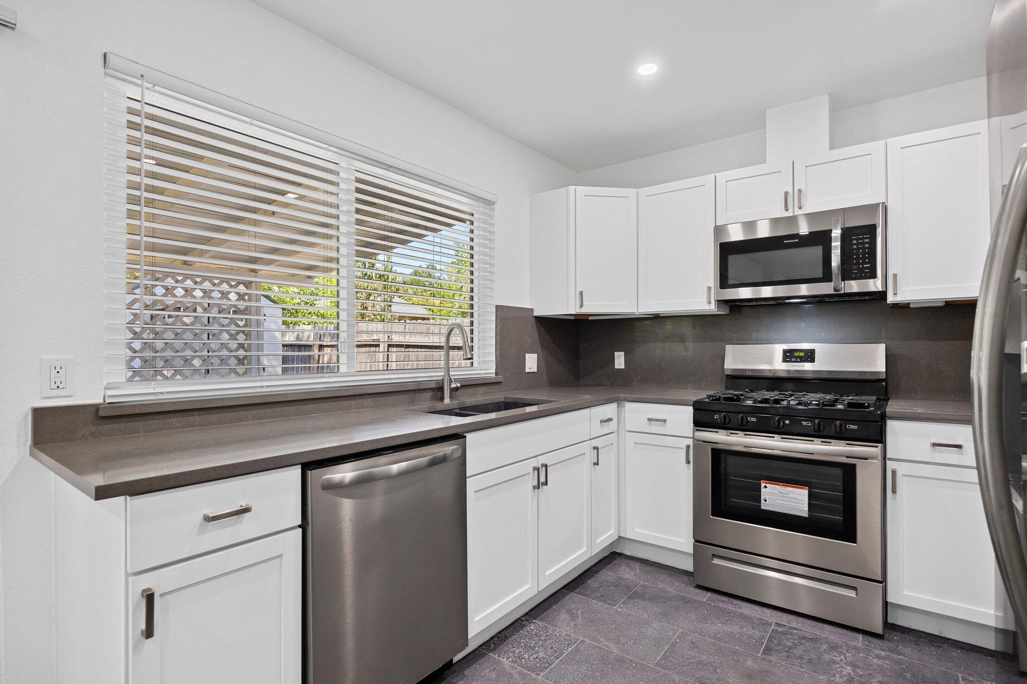 12306 Old Stage Cv, Austin, TX 78750