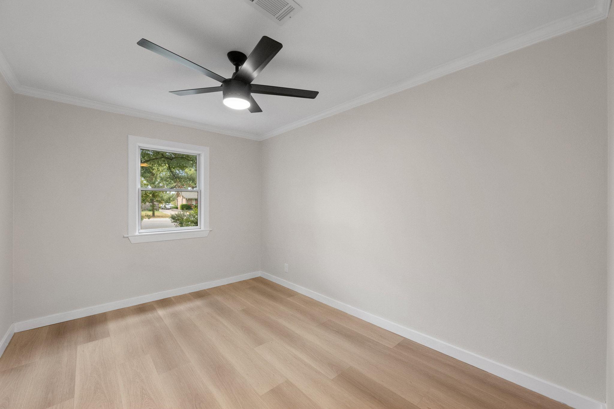 2710 Greenlawn Pkwy, Austin, TX 78757