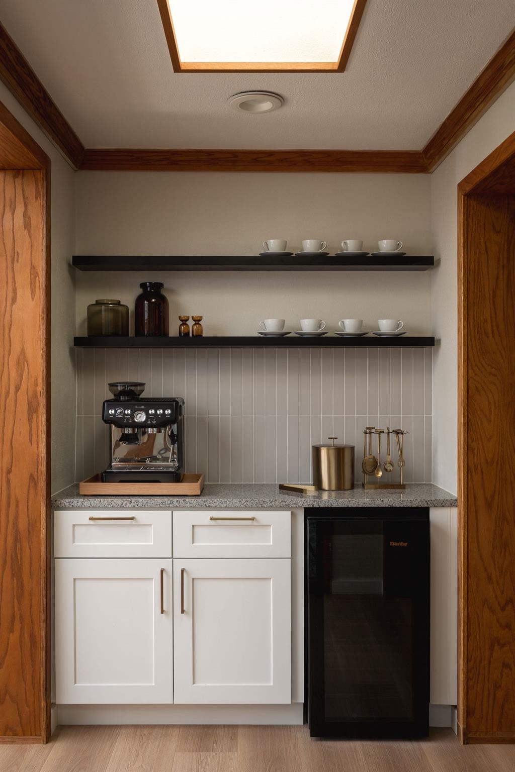 2710 Greenlawn Pkwy, Austin, TX 78757