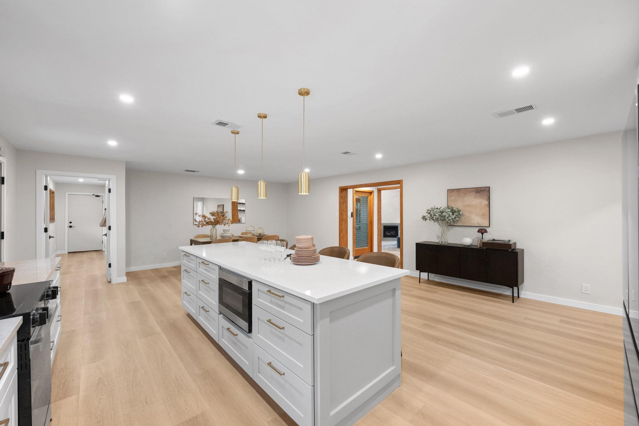 2710 Greenlawn Pkwy, Austin, TX 78757