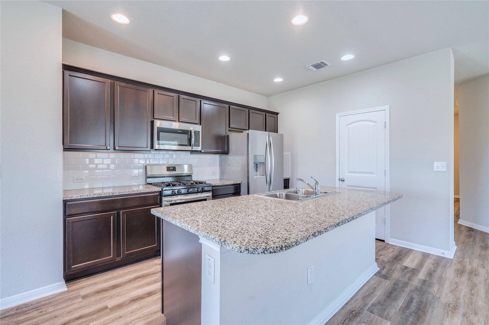 303 Marimoor Dr, Hutto, TX 78634