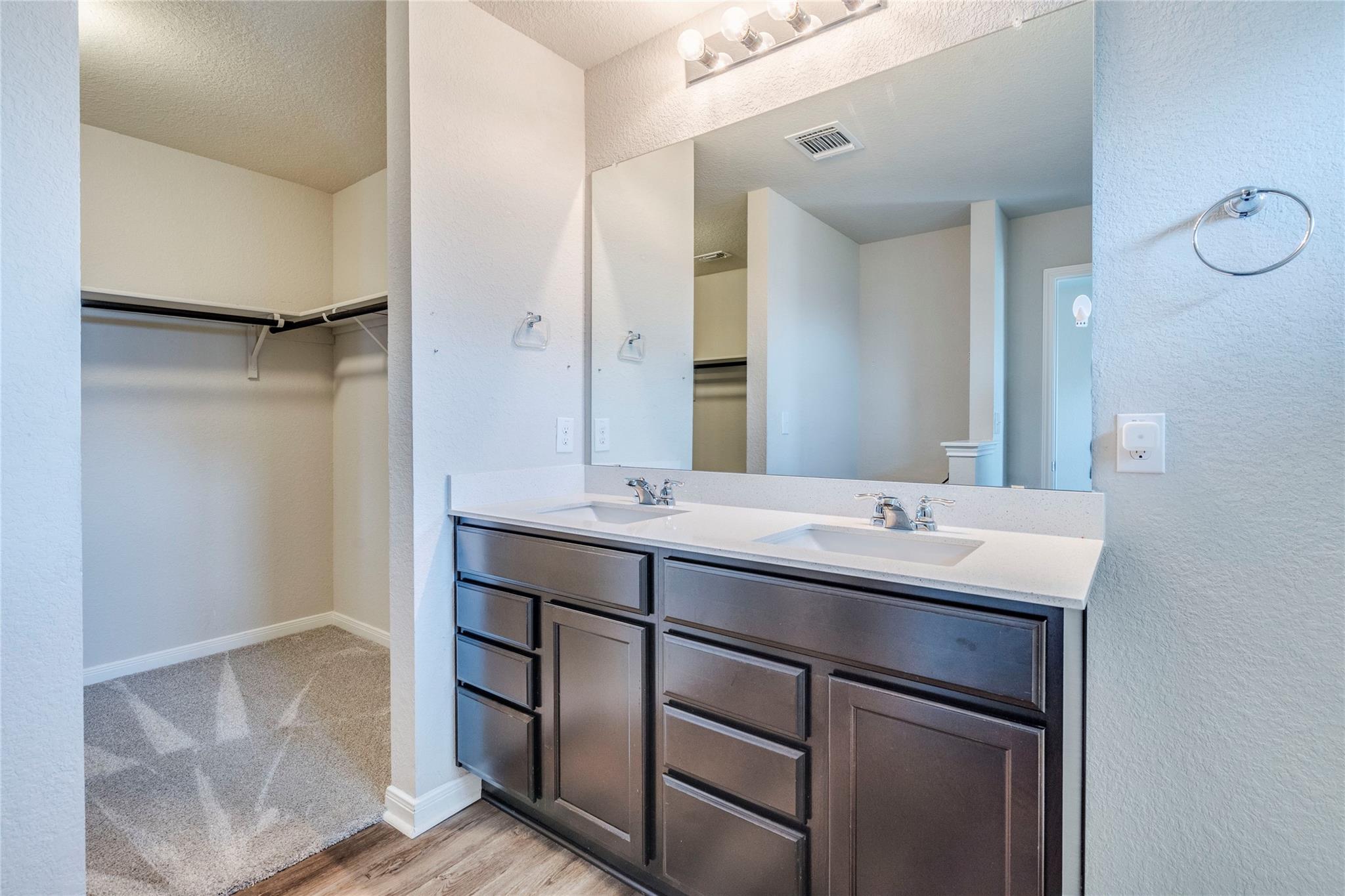 303 Marimoor Dr, Hutto, TX 78634