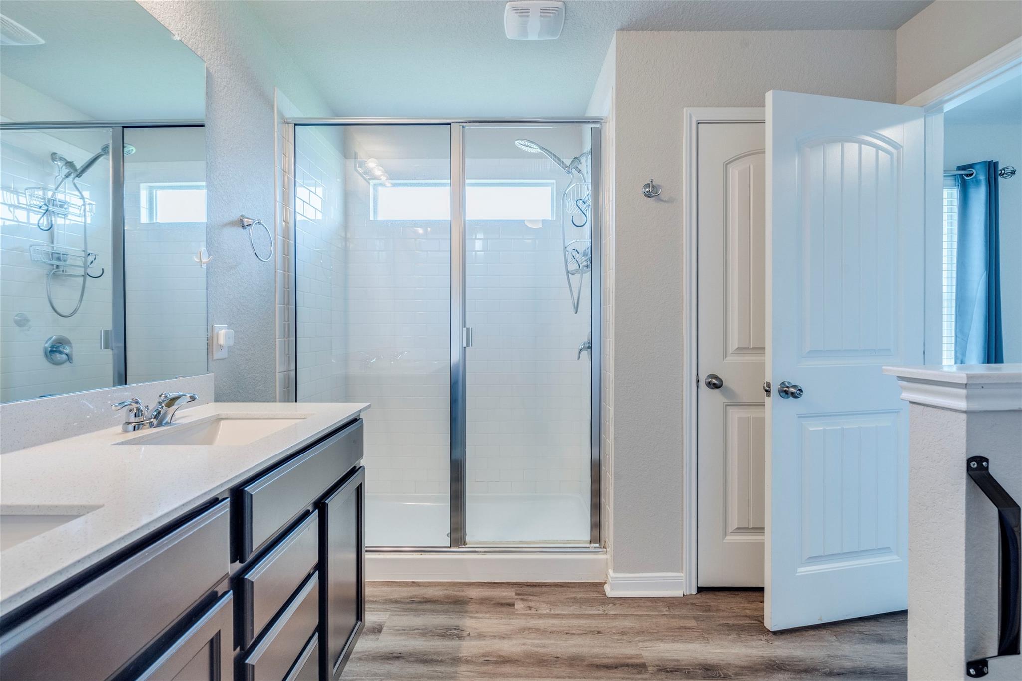 303 Marimoor Dr, Hutto, TX 78634