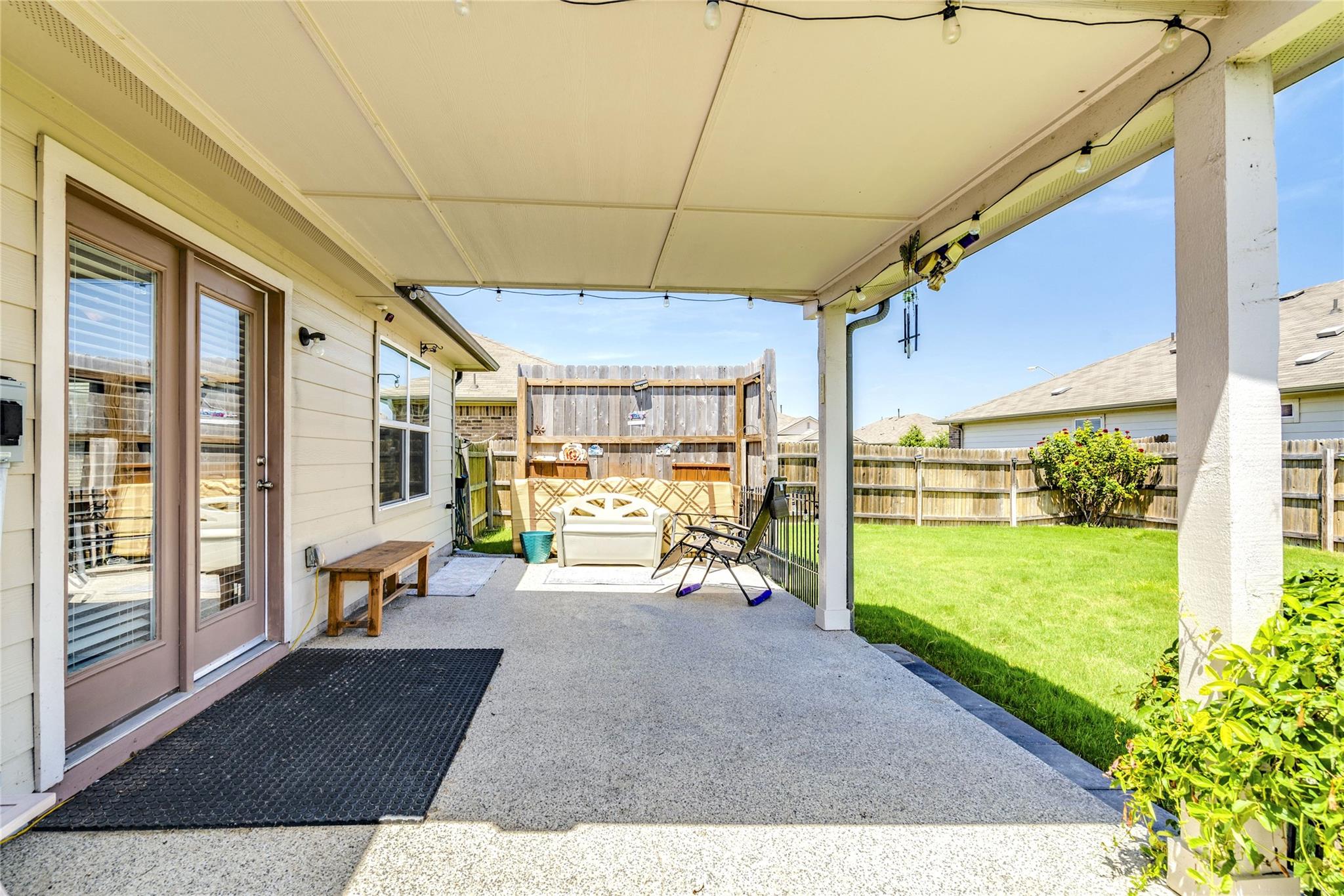 303 Marimoor Dr, Hutto, TX 78634