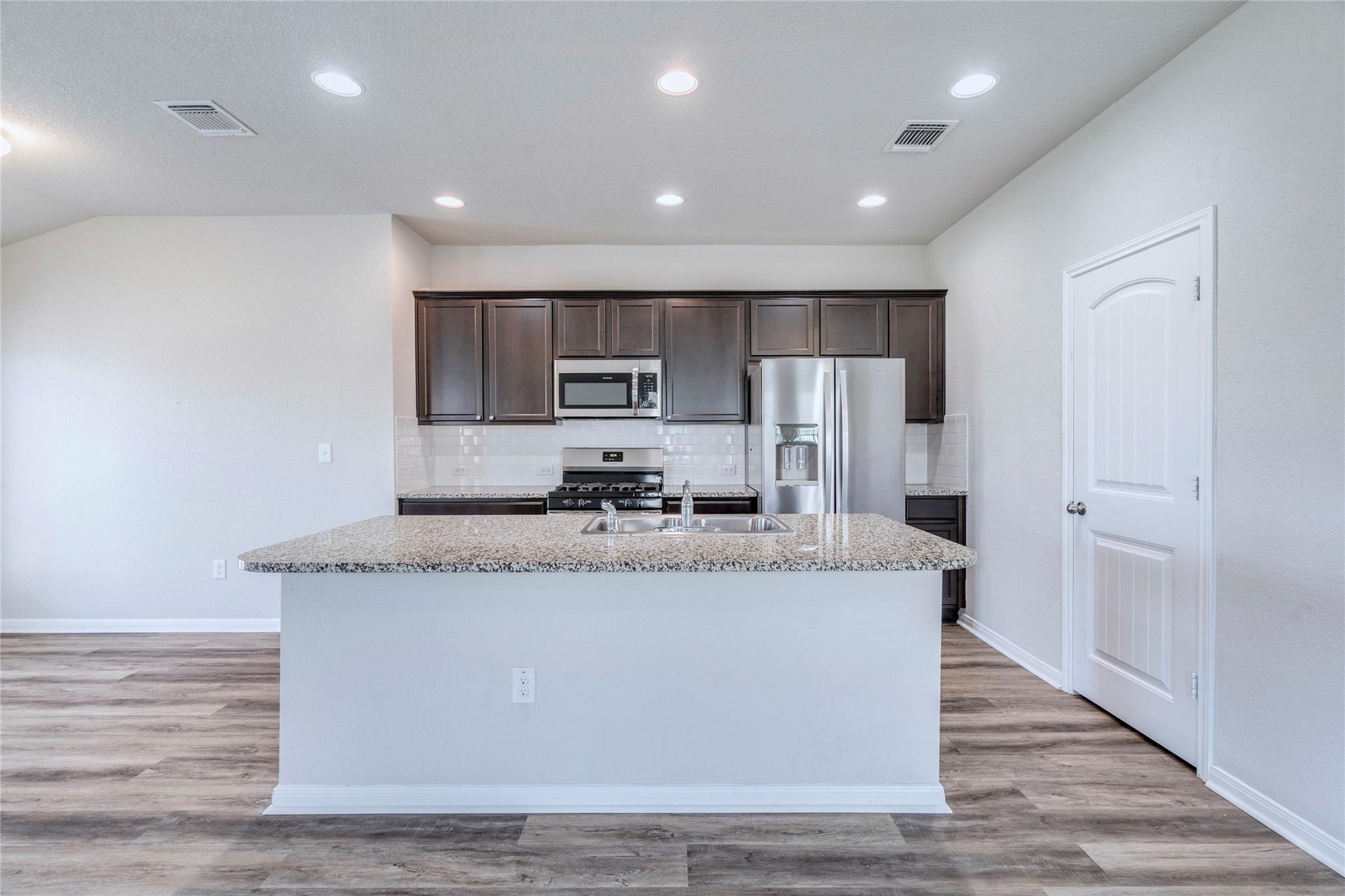 303 Marimoor Dr, Hutto, TX 78634