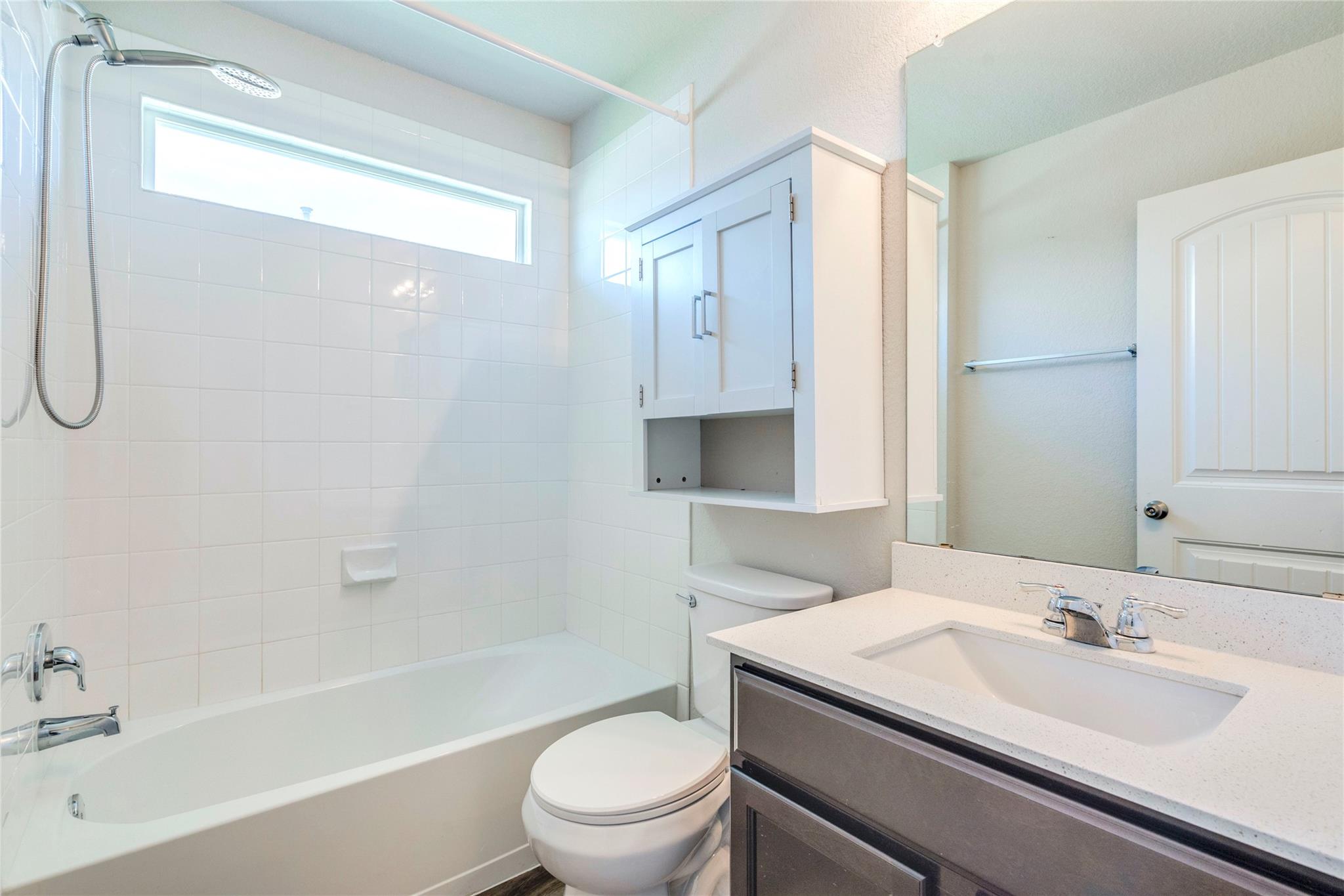 303 Marimoor Dr, Hutto, TX 78634