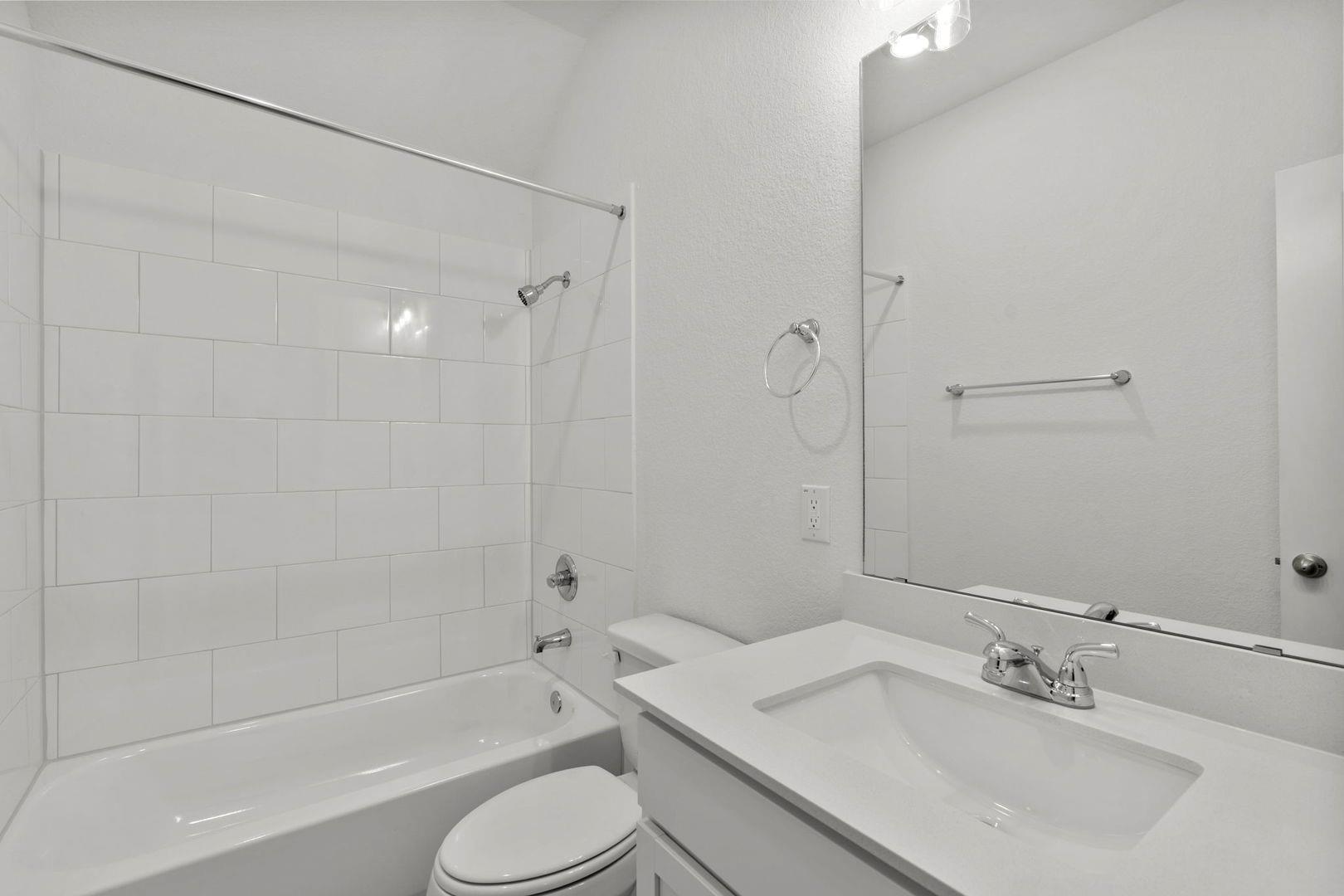 517 Bloomington Loop, Hutto, TX 78634