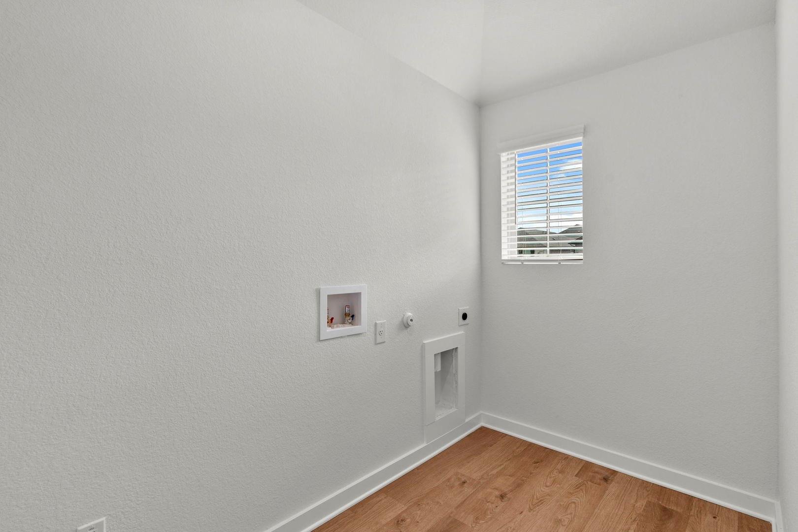 517 Bloomington Loop, Hutto, TX 78634