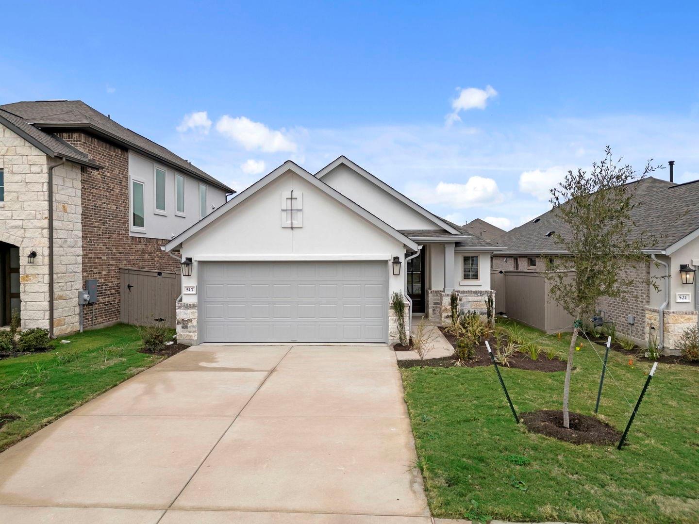 517 Bloomington Loop, Hutto, TX 78634