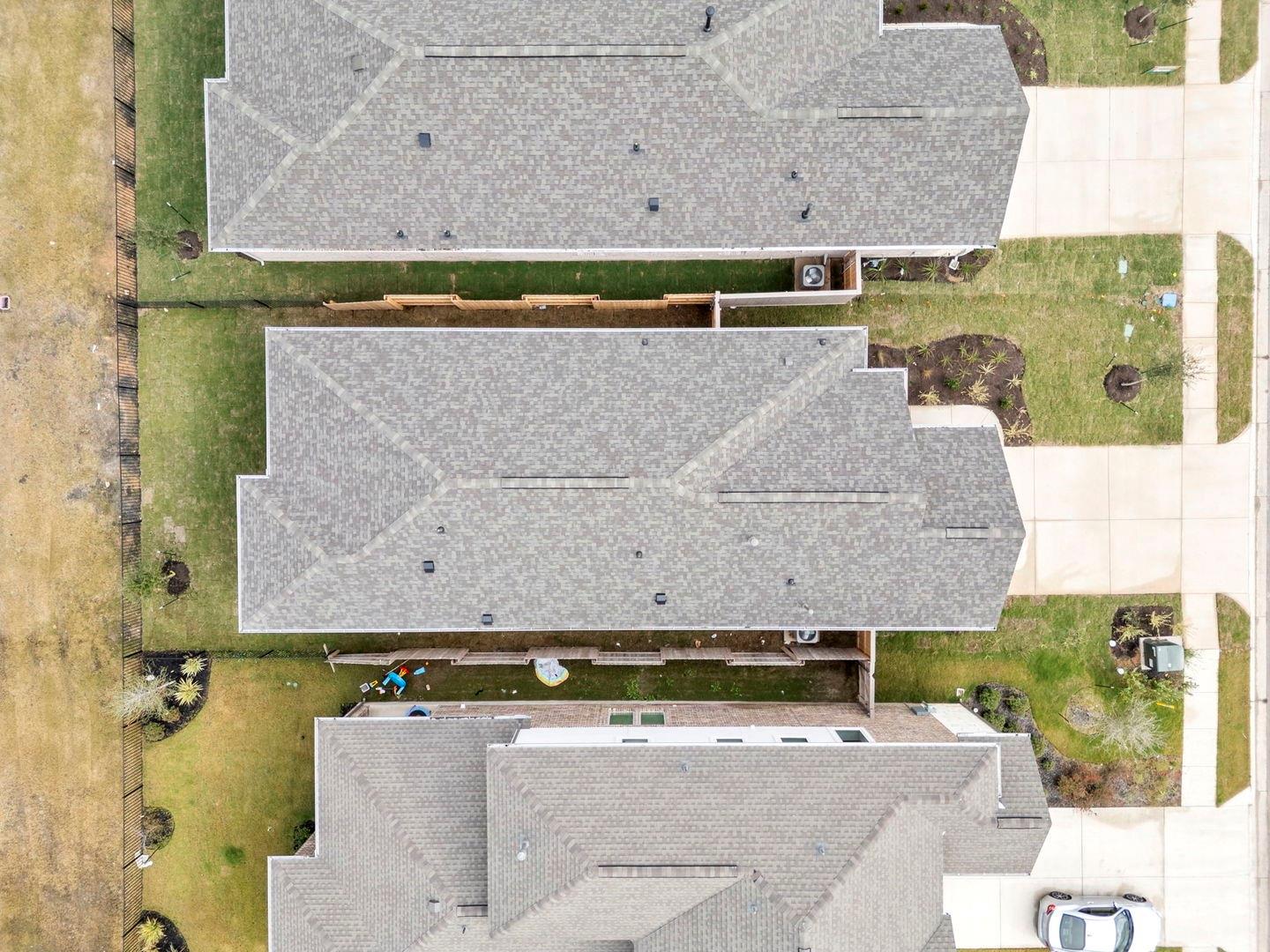 517 Bloomington Loop, Hutto, TX 78634