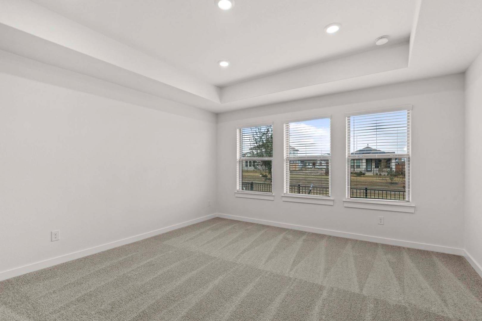 521 Bloomington Loop, Hutto, TX 78634