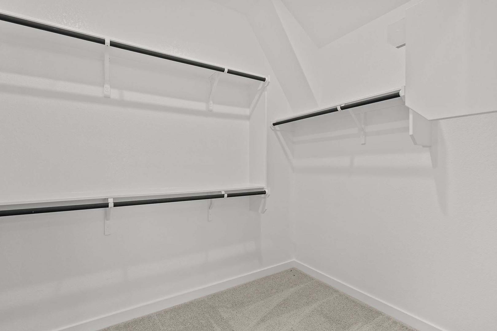 521 Bloomington Loop, Hutto, TX 78634