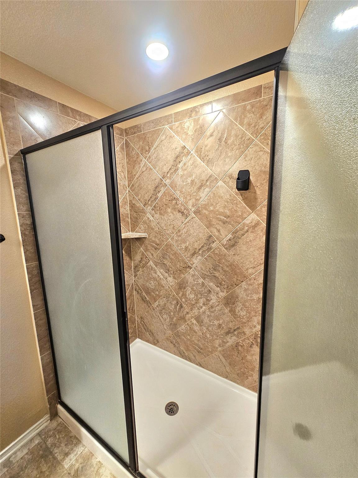 120 Schuylerville Dr, Elgin, TX 78621