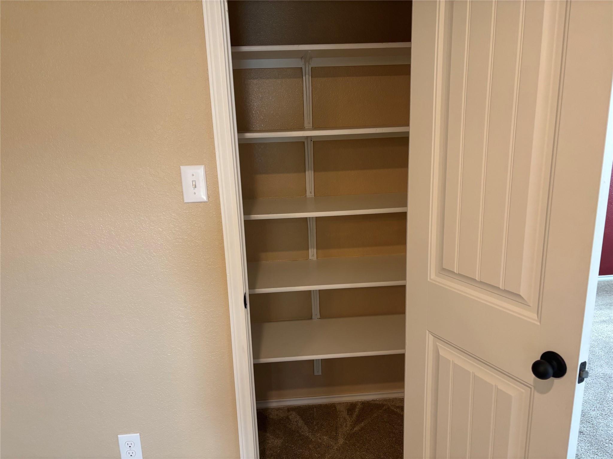 120 Schuylerville Dr, Elgin, TX 78621