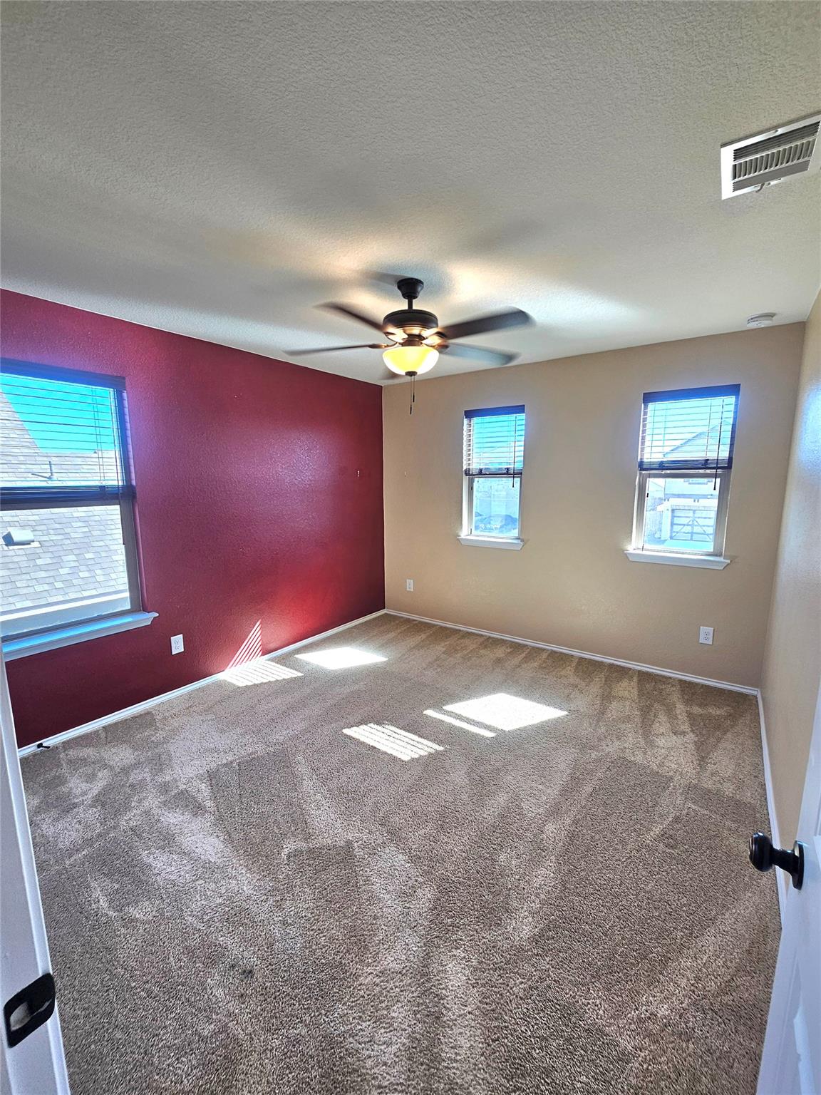 120 Schuylerville Dr, Elgin, TX 78621