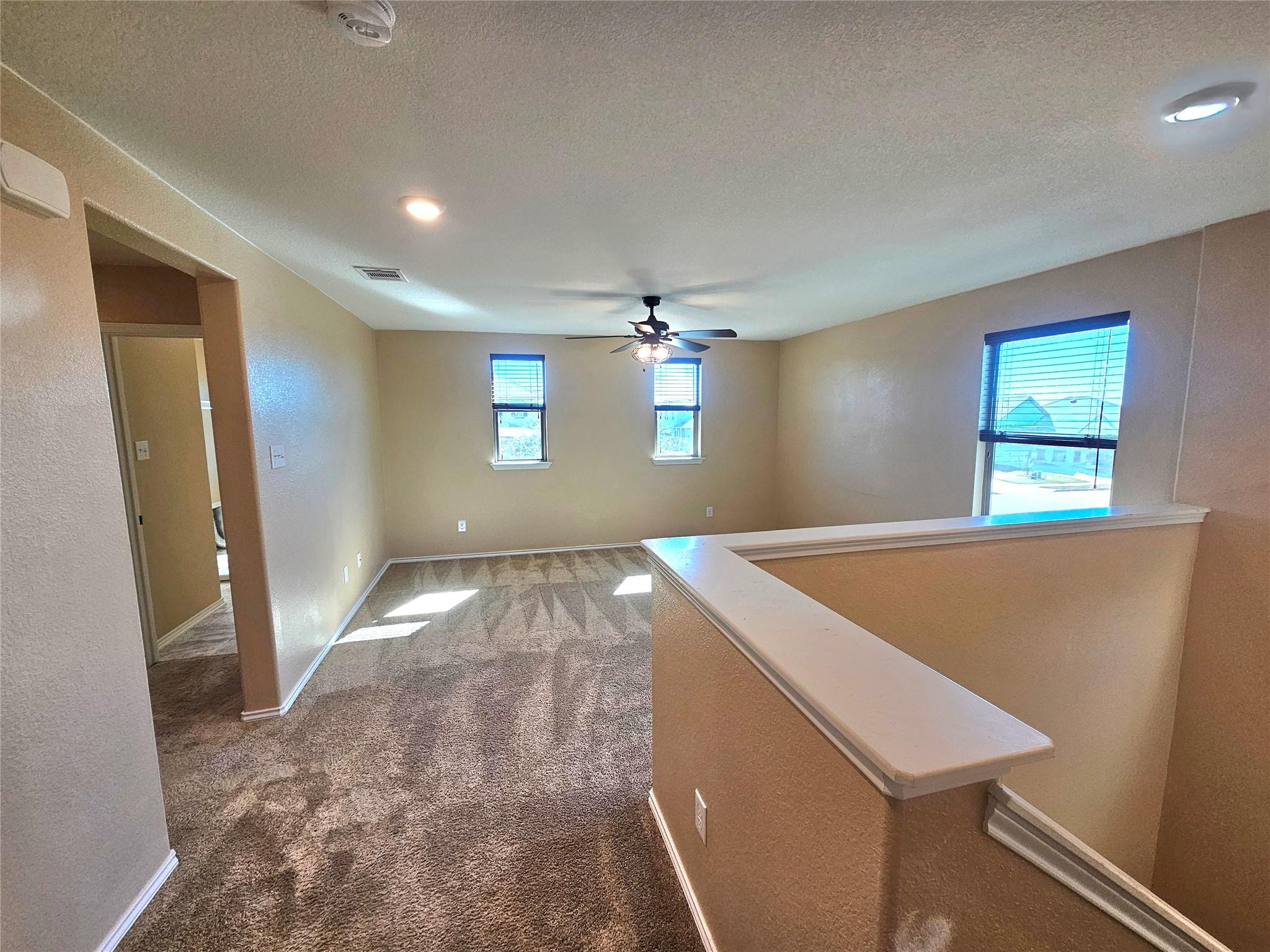 120 Schuylerville Dr, Elgin, TX 78621