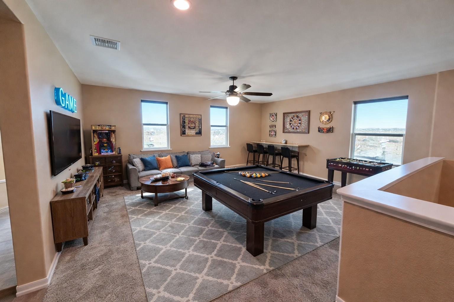 120 Schuylerville Dr, Elgin, TX 78621