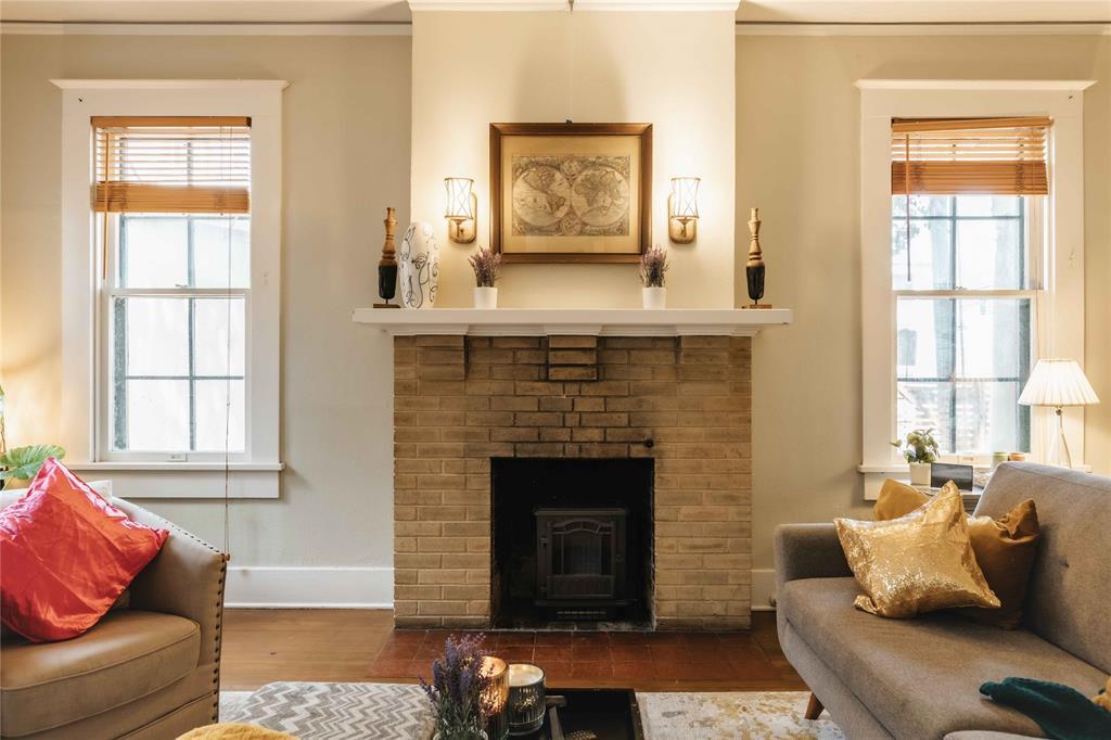 2623 Salado St, Austin, TX 78705