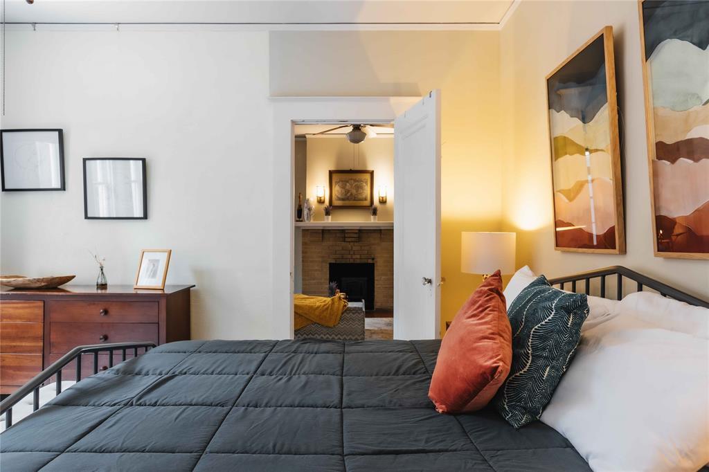 2623 Salado St, Austin, TX 78705