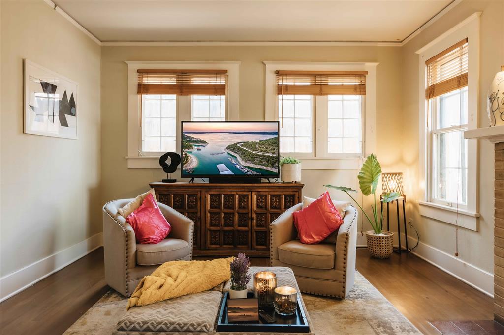 2623 Salado St, Austin, TX 78705