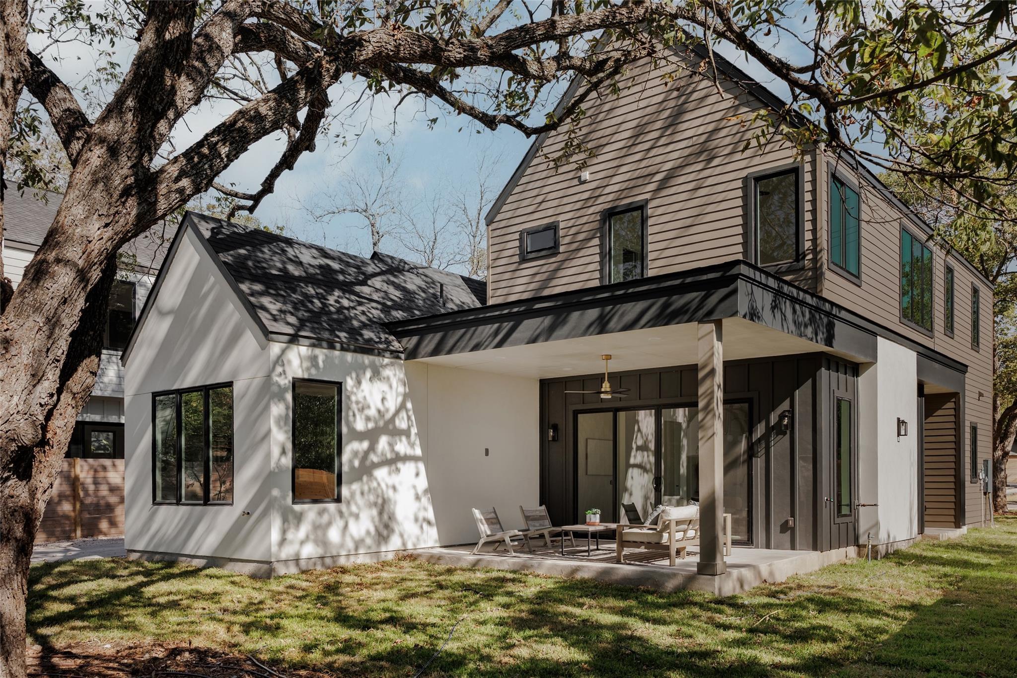 901 Redd St # 1, Austin, TX 78745