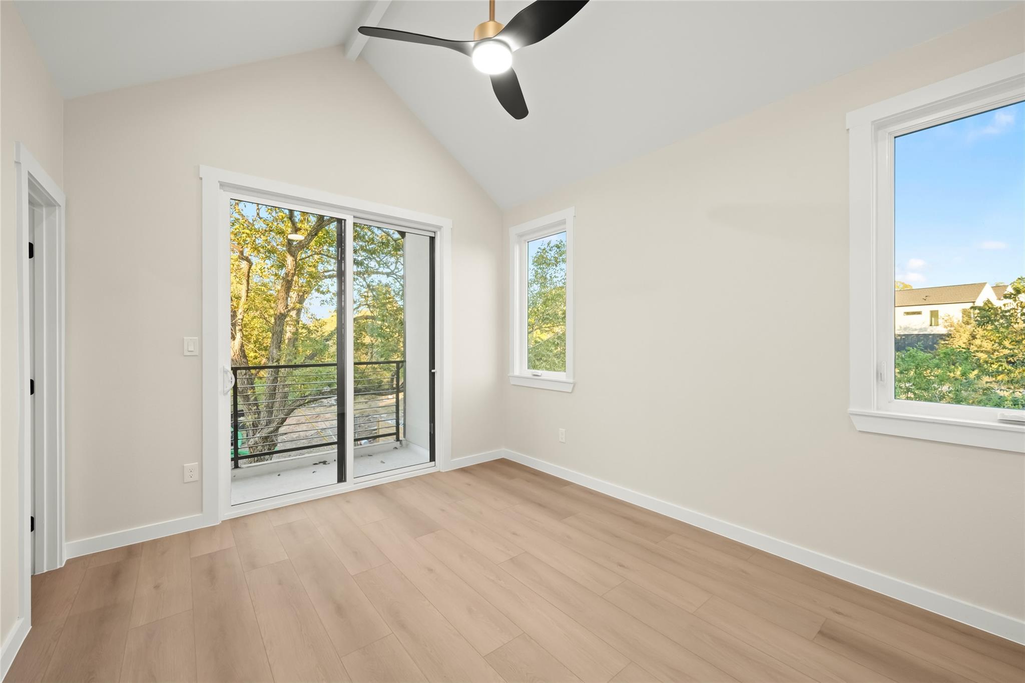 901 Redd St # 1, Austin, TX 78745