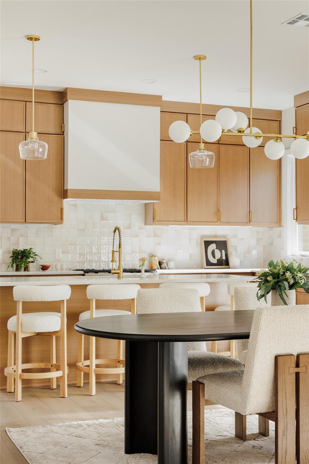 901 Redd St # 1, Austin, TX 78745