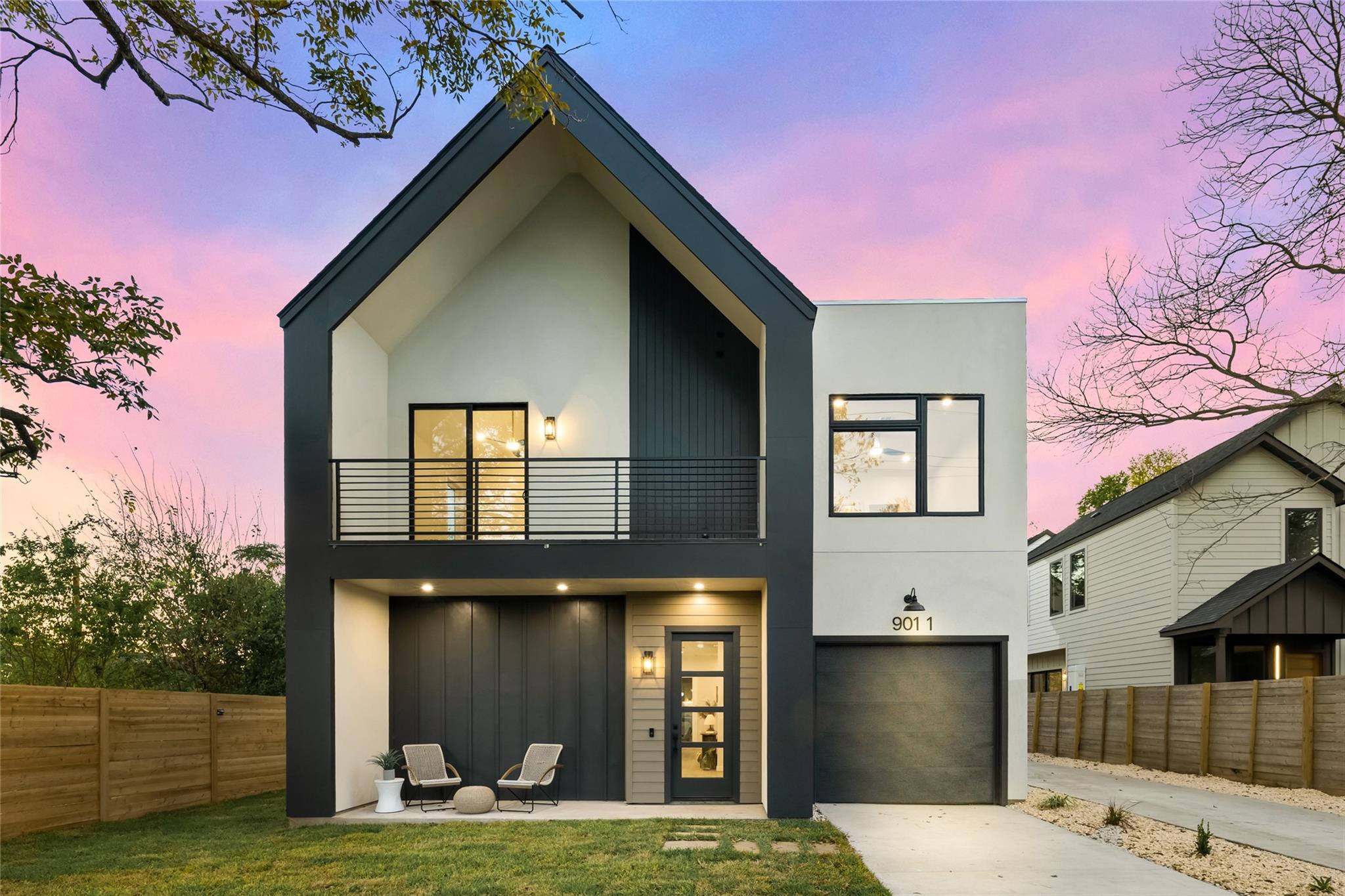 901 Redd St # 1, Austin, TX 78745